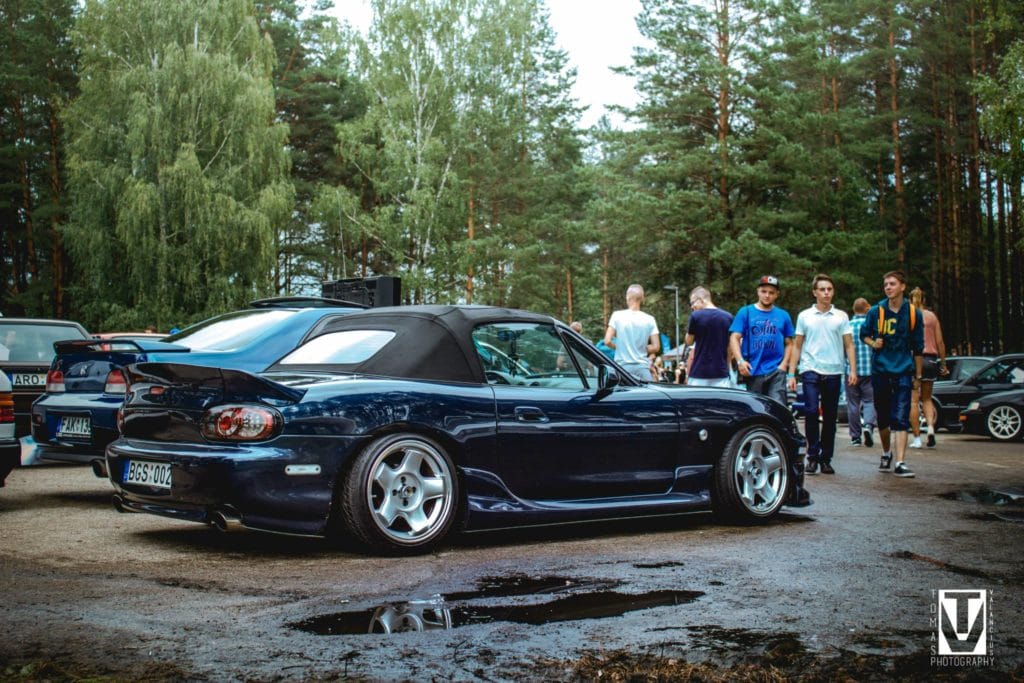 CarbonMiata Monster Trunk Spoiler
