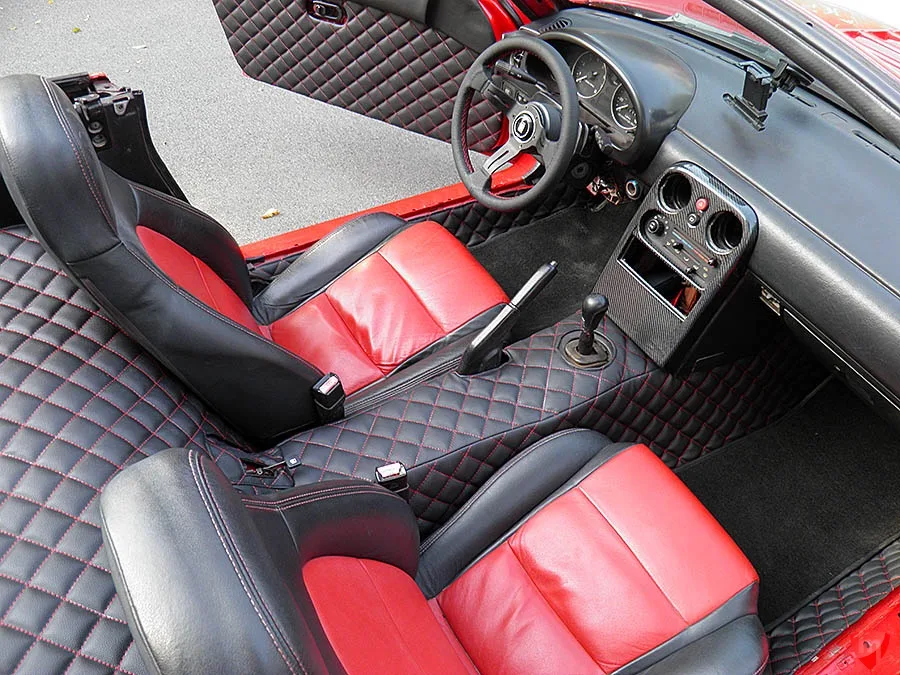 Transmission tunnel cover