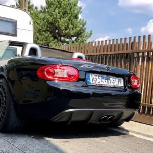 CarbonMiata Diffuseur arrière (échappement central) pour NC