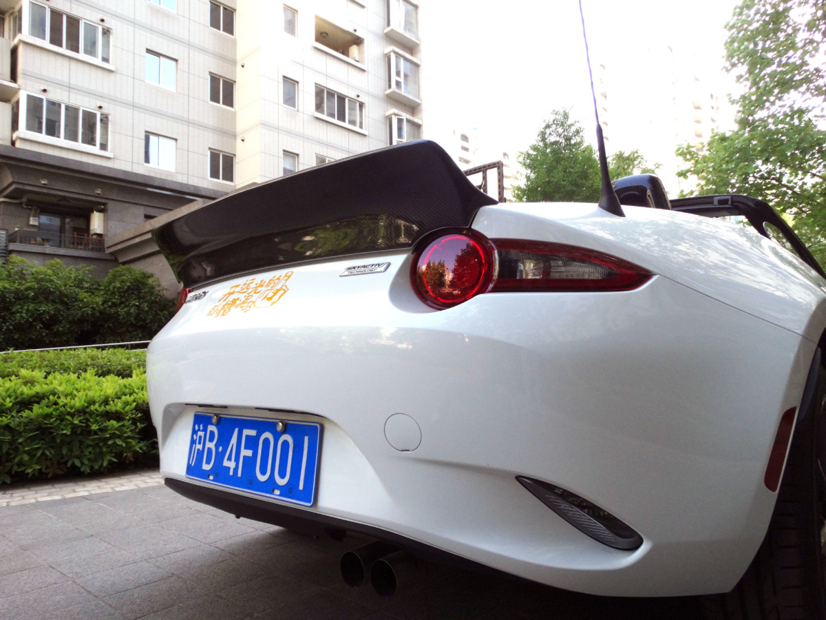 CarbonMiata Ducktail Trunk Spoiler for ND.