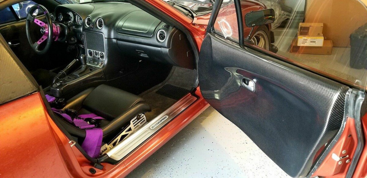 CarbonMiata Flat Door Panels for NB2 / NBFL 01-05 (Set of 2)