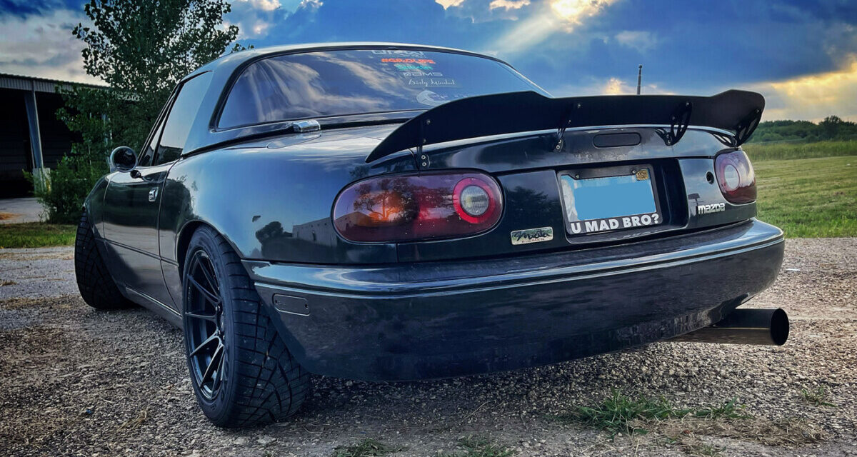 DCN Performance Ducktail Spoiler – Aggressive for NA DCN Performance Ducktail Spoiler – Aggressive for NA