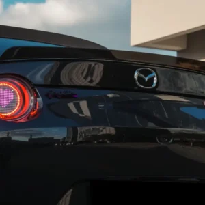 Mazda Miata ND, läpinäkyvä spoileri, akryylinen tavaratilan huuli, Miatan ulkomuodot, ND-spoileri